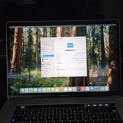 15.6" Mac Book Pro 2019 8Core I9 16G RAM 512G Storages For Sale