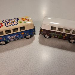 Kinsmart 1962 Volkswagen Classical Bus w/Decal 1:32 Diecast Love Peace set of 2