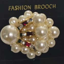 Vtg Fashion Brooch Faux Pearl & Rhinestone  1.5