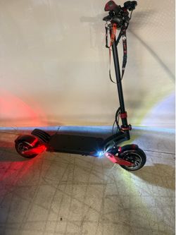 Varla eagle 1 electric scooter