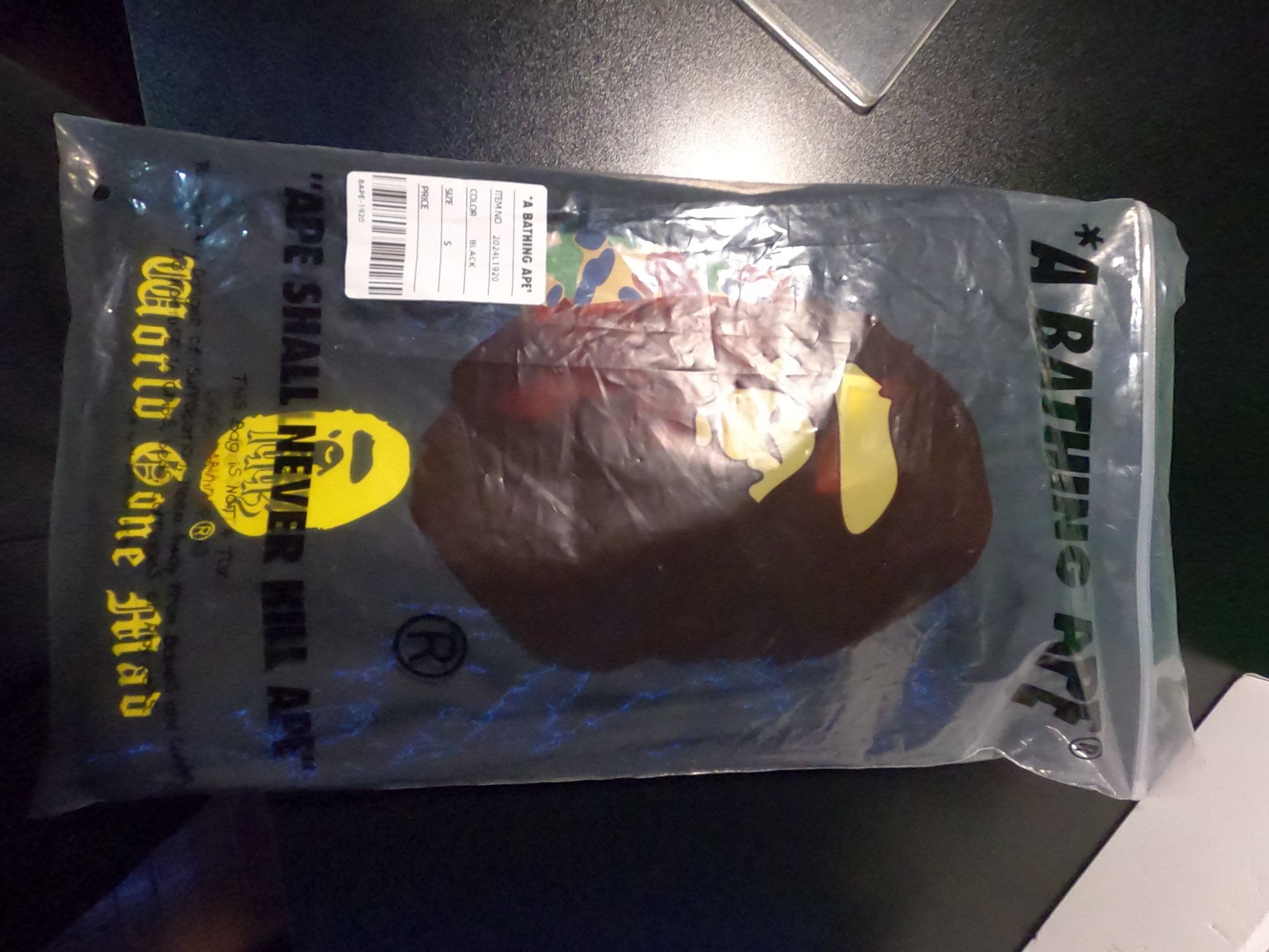 BAPE Tee Size Small Black