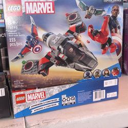LEGO Marvel Captain America vs. Red Hulk Battle Building Set - Avengers Toy for Kids