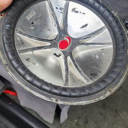 15" Kicker Subwoofer