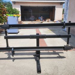 Thule Sweden Hollywood Tow Hitch 2-Bikes Foldable Bike Rack