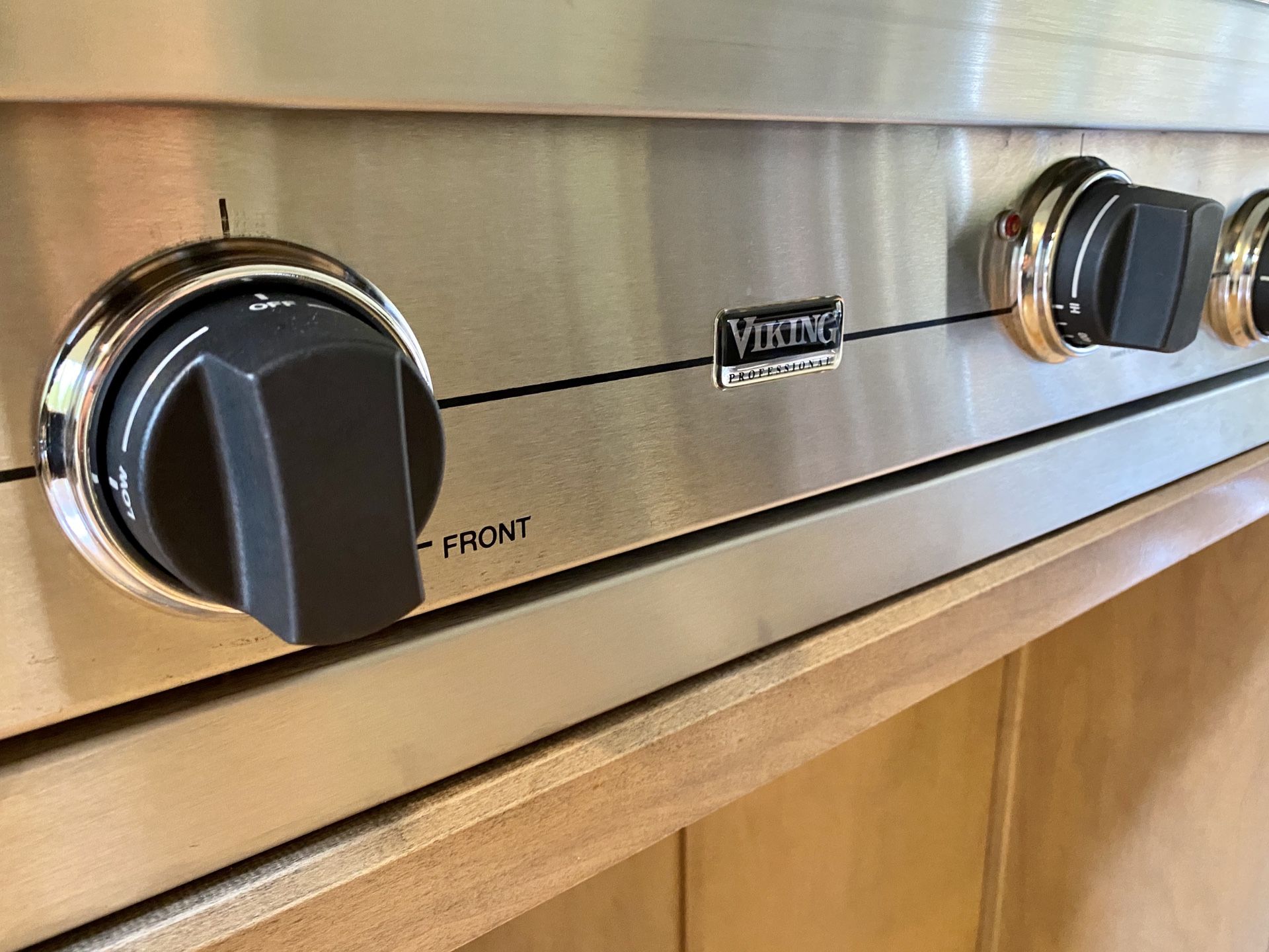 36” Viking Range top and Downdraft for Sale in Covington, WA OfferUp