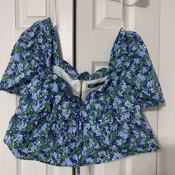 Zara Blouse Flower Size Small 