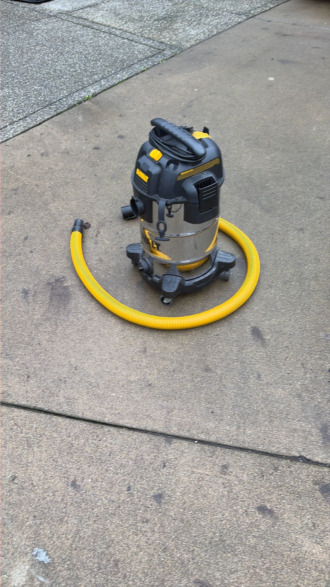 Dewalt Vacuum Cleaner