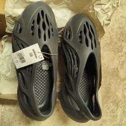 Adidas Yeezy Foam Runner Size 12 New 