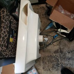 Pedestal Sink (Broken)