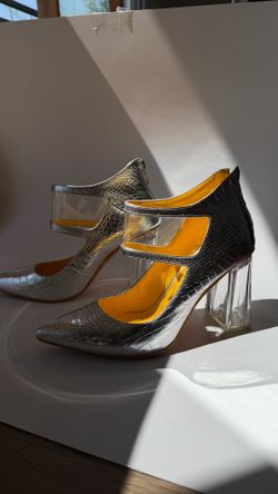 Shoes heels silver