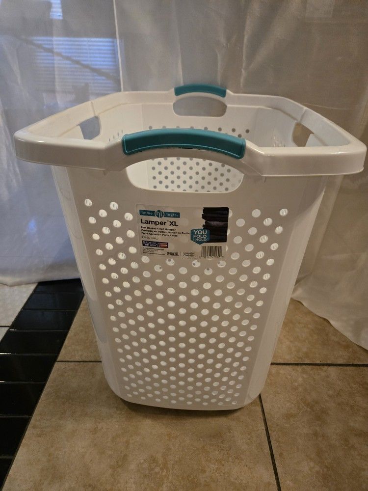 Home Logic 2.5 Bushel Extra Large Plastic Laundry Hamper, White