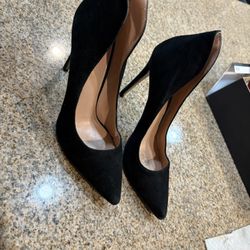 4-1/4” Sexy Black Heels 