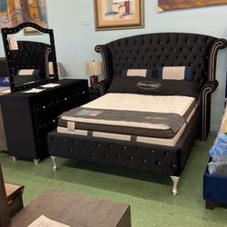 Just $10 Down Payment Finance ▪️Alzir Black Velvet Queen Bed/ Dresser/Mirror▪️