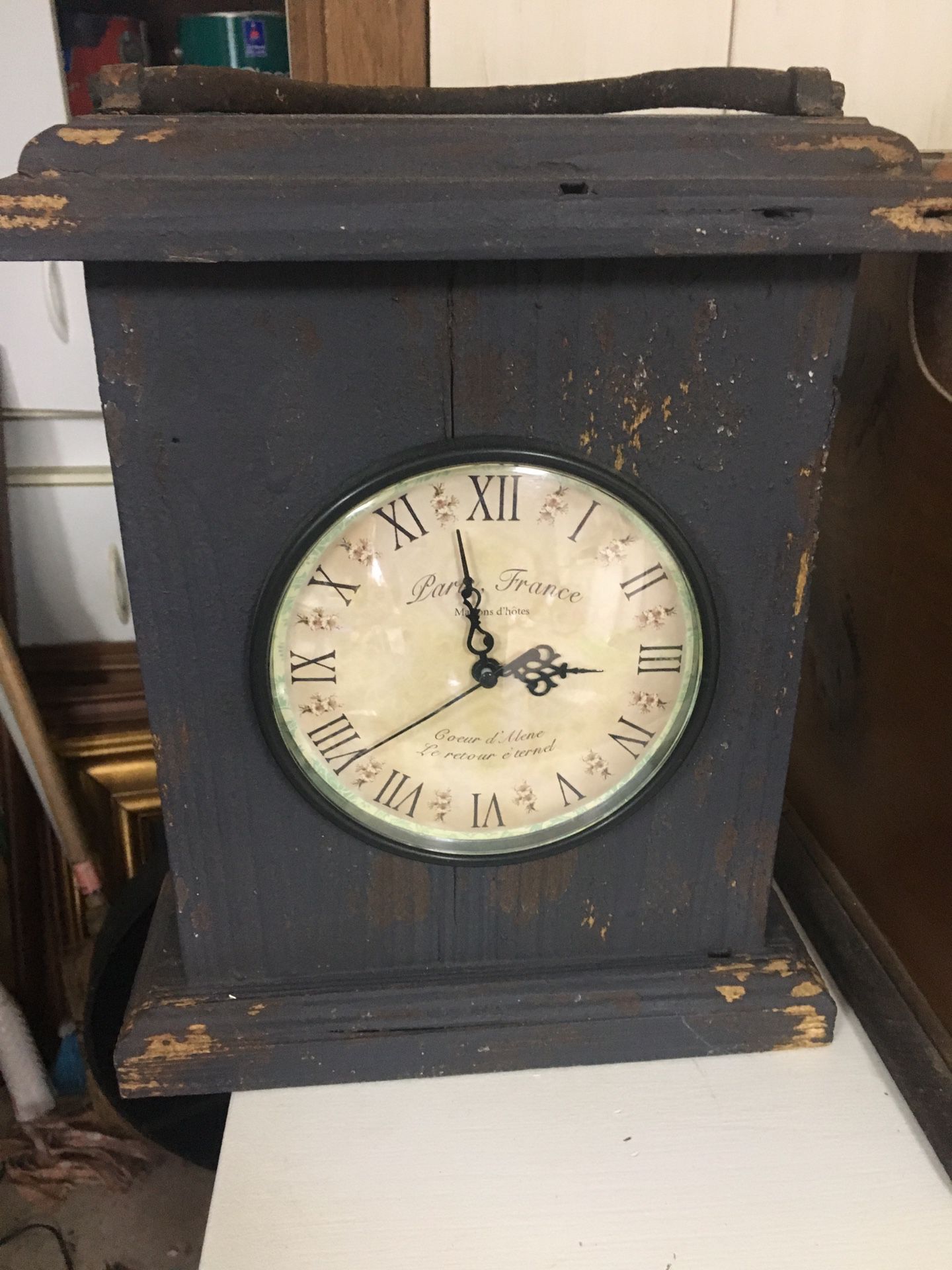 Antique style clock