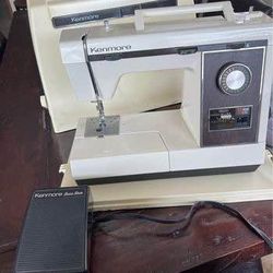 Sears/Kenmore 158.1789180 ZIG ZAG Special Touch Stretch Stitch Sewing Machine works great