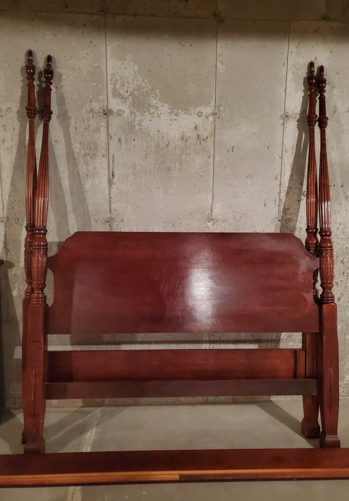 Queen 4 Poster Bed By American Drew