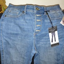 New Sofia Jeans By Sofia Vergara NWT