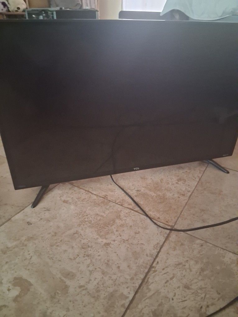 TCL smart Tv