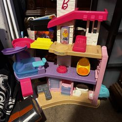 Barbie Little DreamHouse Toddler Playset – Playset Only