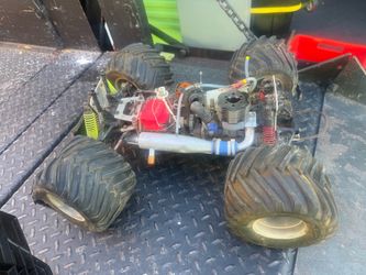 Rc gas for parts no remote only whats in pic