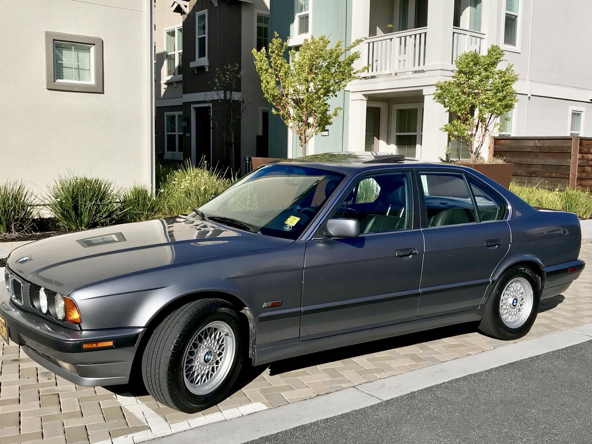95 Bmw 530i E34 - 2 owners, super clean! Auto. Many service records!