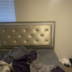 King Size Bed 