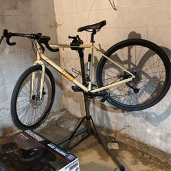 State Gravel Bike