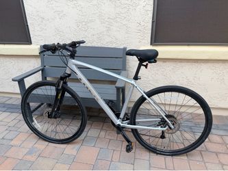 Trek Dual Sport 3 Gen 4 Bike- size L