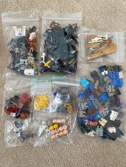 Assorted Minifigure parts