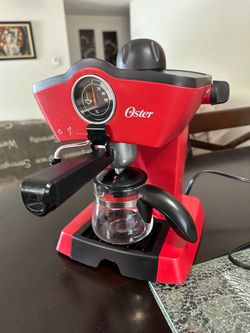 Cafetera Oster para café cubano en muy buen estado $20!!