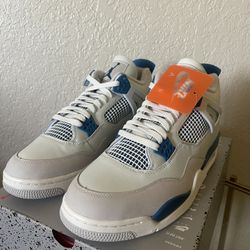 Jordan 4 Military Blue 