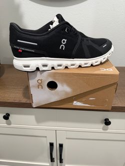 On Cloud 5 Sneakers Black White