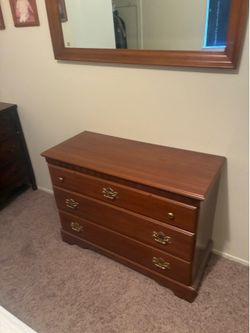Wood dresser