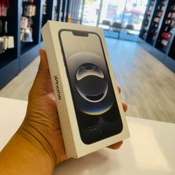 IPhone 16e 128GB unlocked