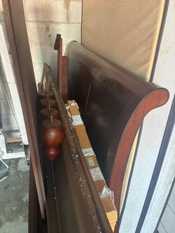 Free queen bed frame & mattress
