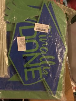 Lots of New graduation supplies cheap