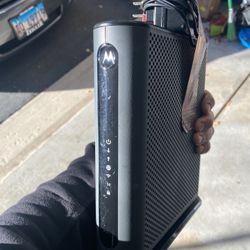 Motorola Dual modem AC1900
