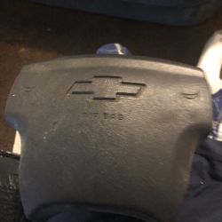 2003 Tahoe steering wheel airbags