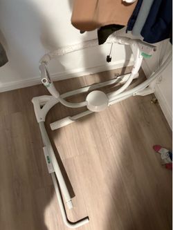 Baby swing