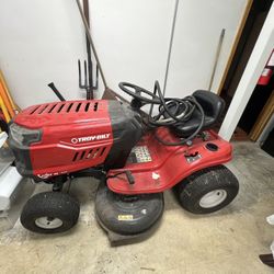 Troy-Bilt riding lawn mower