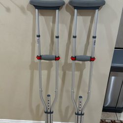 CVS Walking Crutches. Pick Up Only.