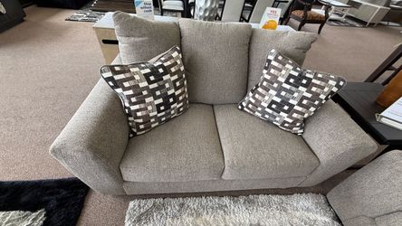 2 PC SOFA AND LOVESEAT