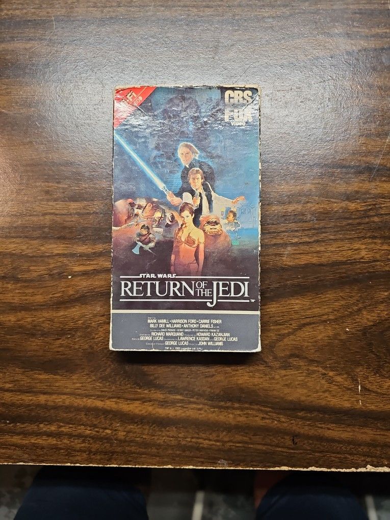 1986 Version. Works And Box Is Fair Condition. May The Force Be With U!