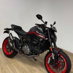 2022 DUCATI MONSTER 937