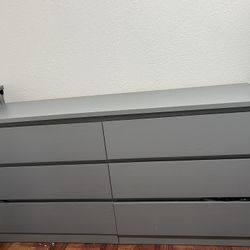 Grey Dresser