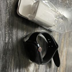Apple Watch Series 8 45 Mm GPS and cellular Version 
