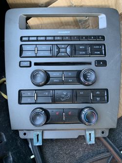 Mustang 2010-12 shaker cover