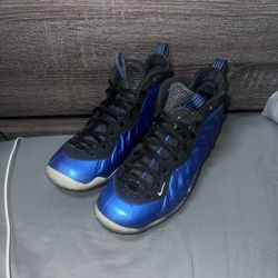 FOAMPOSITE size 4 boys