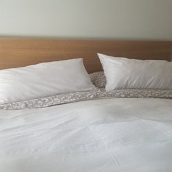 KING SIZE BED FRAME 