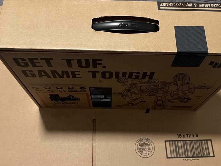 ASUS - TUF Gaming A16 16" 165Hz Gaming Laptop FHD-AMD Ryzen 7 7735HS with 16GB DDR5 Memory- Radeon RX7700S 512GB PCIe SSD - OFF BLACK
SEALED
